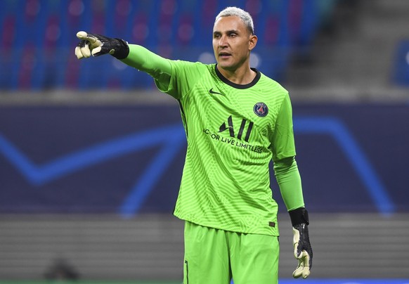 epa08799281 Goalkepeer Keylor Navas of PSG reacts during the UEFA Champions League group H soccer match between RB Leipzig and Paris Saint-Germain (PSG) in Leipzig, Germany, 04 November 2020. EPA/Fili ...