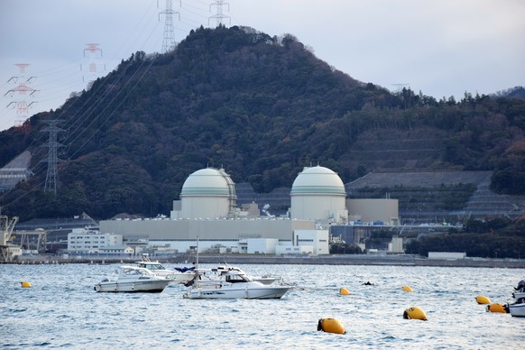 epa10440111 View of the Takahama nuclear power plant in Takahama, Fukui prefecture, Japan, 19 December 2022 (issued 30 January 2023). On 30 January 2023, Kansai Electric Power Company (KEPCO) issued a ...