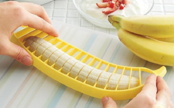 Mrs. Toledo: «Was kann ich über den 571B Bananen-Schneider sagen, das noch nicht über das Rad, Penicillin oder das iPhone gesagt wurde?»N. Krumpe: «Vorbei sind die Zeiten, in denen man Bananenstü ...