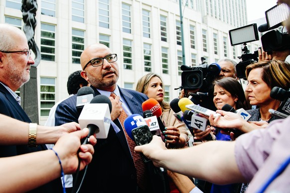 epa06144361 Eduardo Balarezo, lawyer for Mexican drug lord Joaquin &#039;El Chapo&#039; Guzman speaks with media outside the United States Federal Courthouse in Brooklyn, New York, USA, 14 August 2017 ...