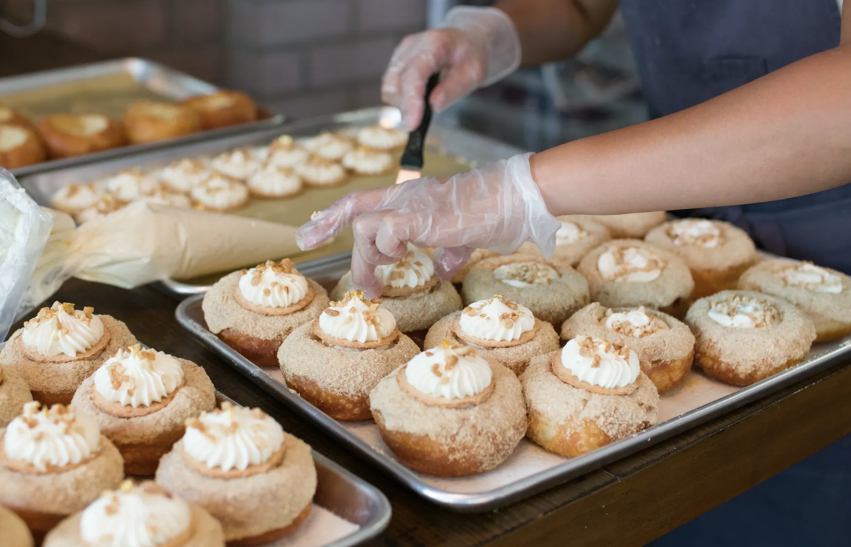 kora boulangerie new york philippines liste d'attente 10 000 donuts