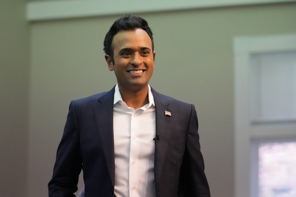 Republican presidential candidate Vivek Ramaswamy arrives for a campaign stop, Friday, Oct. 6, 2023, in Henniker, N.H. (AP Photo/Charles Krupa)
