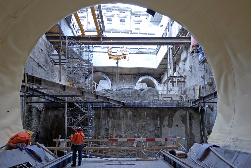 Ein Blick 2011 aus dem Tunnel.