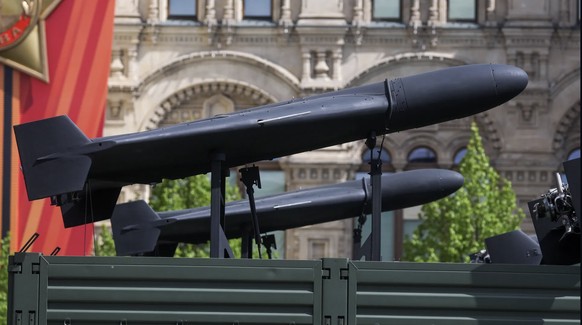 Russische Kamikazedrohnen vom Typ Geran-2: Am Bau der Geschosse sind offenbar auch Kinder beteiligt.