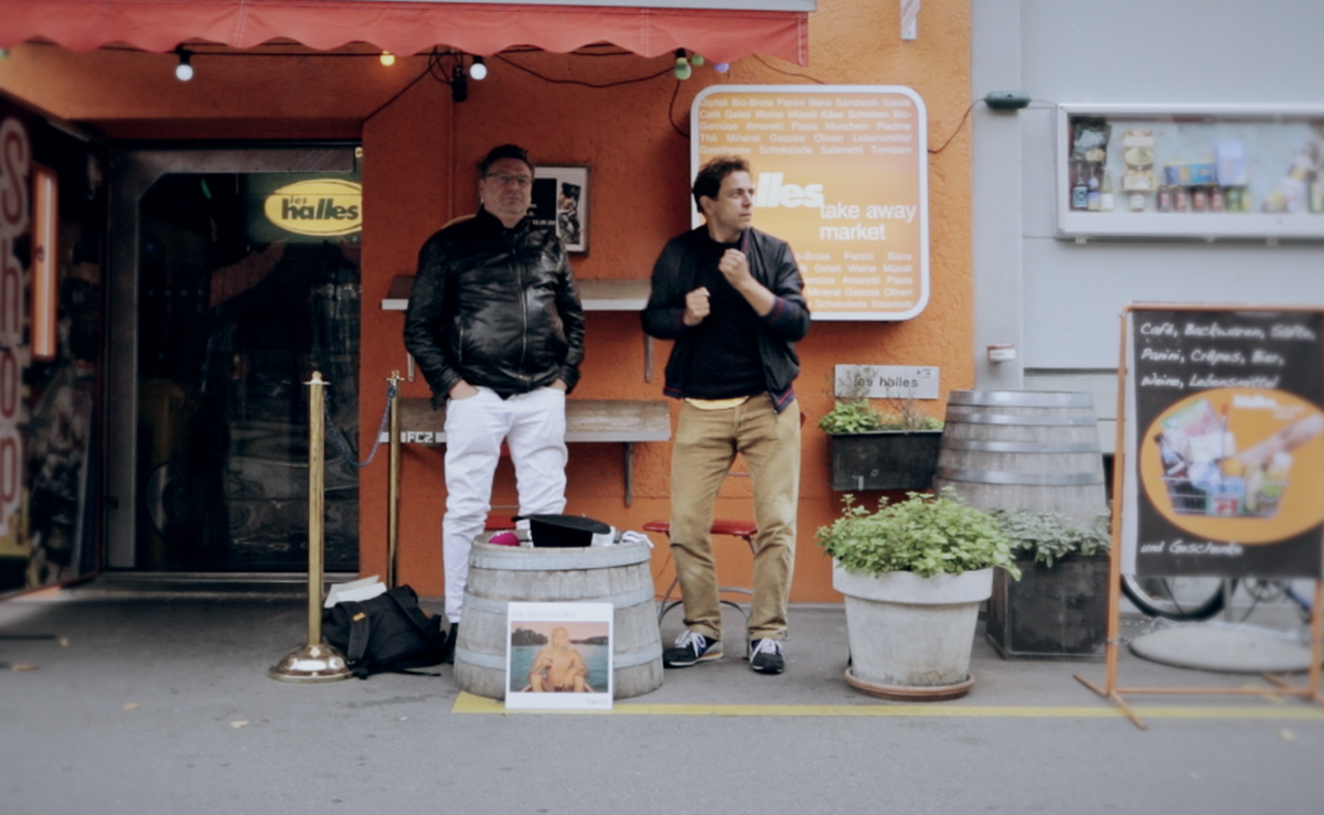 Guz und Roger tanzen ihr neues Album für euch – ein bisschen weiter unten im Artikel in voller Pracht zu bestaunen.