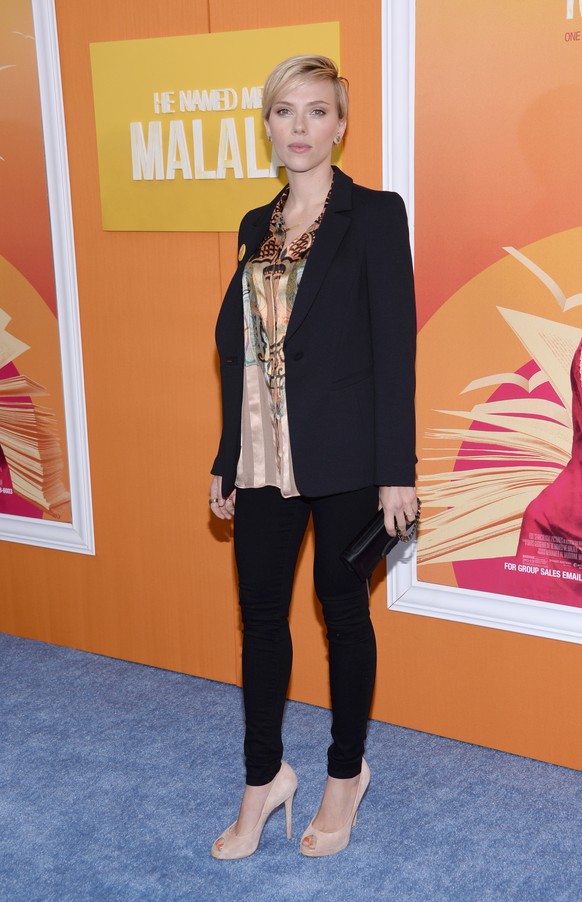 Scarlett Johannson attends the premiere of &quot;He Named Me Malala&quot; at The Ziegfeld Theatre on Thursday, Sept. 24, 2015, in New York. (Photo by Evan Agostini/Invision/AP)