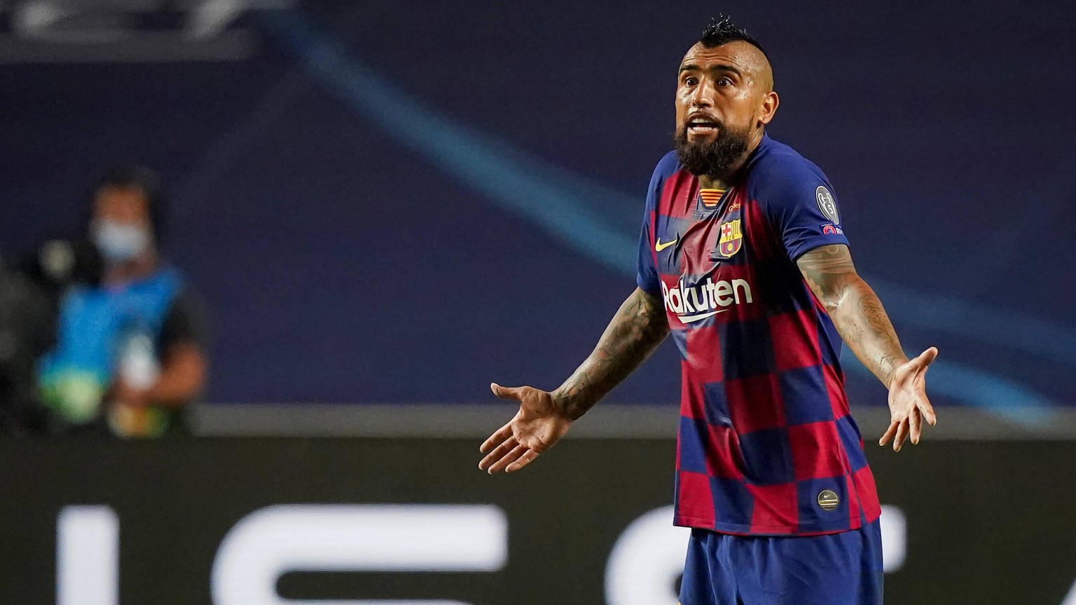 FC BAYERN MUENCHEN - FC Barcelona, Barca , Football UEFA Champions League Lisbon, Lissabon, Portugal, 14th August 2020. Arturo Vidal Barca in the quarterfinal UEFA Champions League match final tournam ...