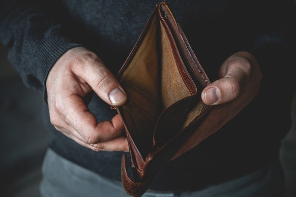 People affected by poverty often have very little chance of extricating themselves from their precarious situation.