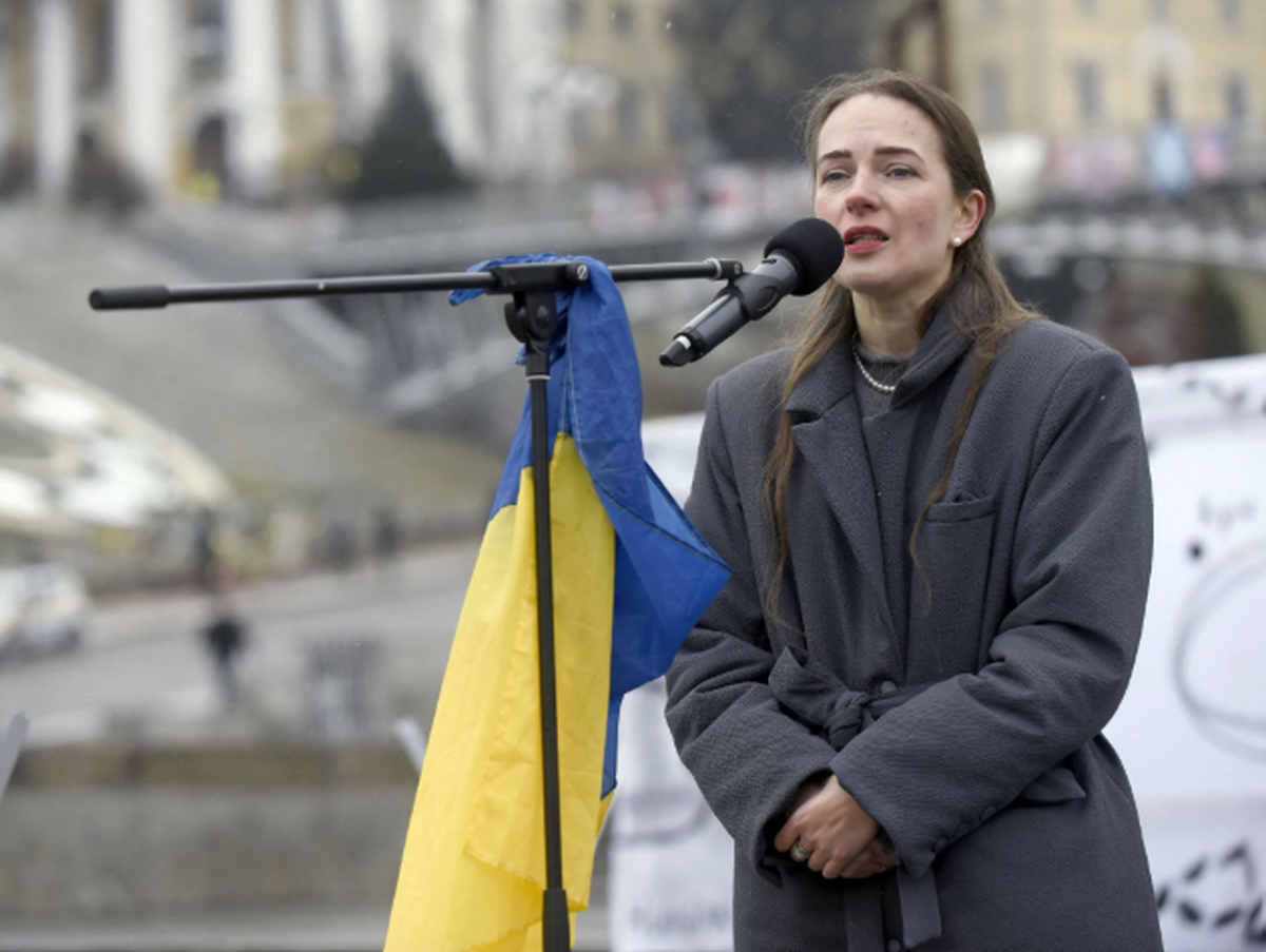 Oleksandra Matwijtschuk im Februar 2024 während einer Kundgebung in Kiew.