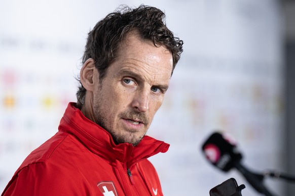 Switzerland&#039;s head coach Patrick Fischer speaks during a media session in Helsinki at the Ice Hockey Hall, Finland on Wednesday, May 25, 2022. (KEYSTONE/Peter Schneider)