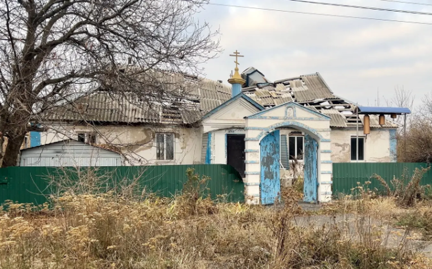 Die kleine Kirche von Schewtschenko.