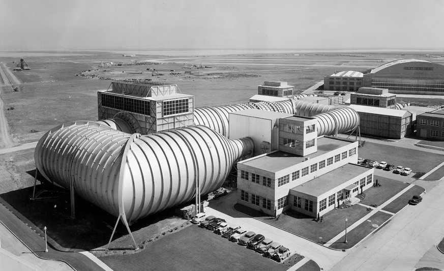 Historical NASA wind tunnels

https://www.nasa.gov/gallery/nasa-ames-unitary-plan-wind-tunnel-history-gallery/