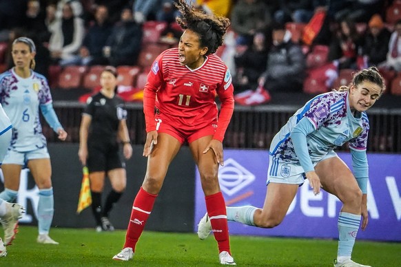 UEFA Women s Nations League Schweiz - Spanien 31.10.2023 Z�rich, Schweiz, Europa - Fussball Frauen Schweiz - Spanien - UEFA Women s Nations League 2023 / 2024 - 4. Spieltag - Stadion Letzigrund Zurich ...