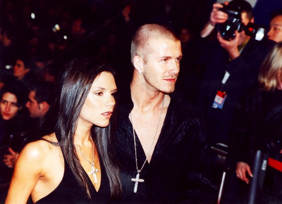 18/ Victoria Beckham &amp; Ehemann David: Musik, Pop, Saengerin, S�ngerin bei den Spice Girls, voc, Festival, auf der Midem, Fu�baller, Victoria Adams, Cannes Frankreich *** 18 Victoria Beckham husban ...