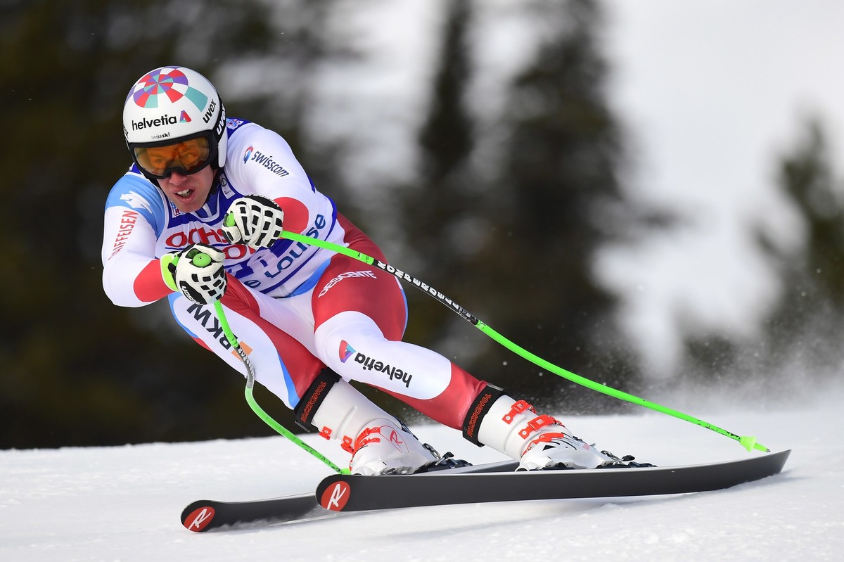 Marc Gisin of Switzerland skis down the course during a training run for the men's World Cup downhill ski race in Lake Louise, Alberta, on Thursday, Nov. 22, 2018. (Frank Gunn/The Canadian Press  ...