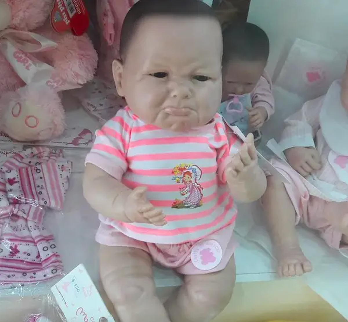 Creepy Puppe
