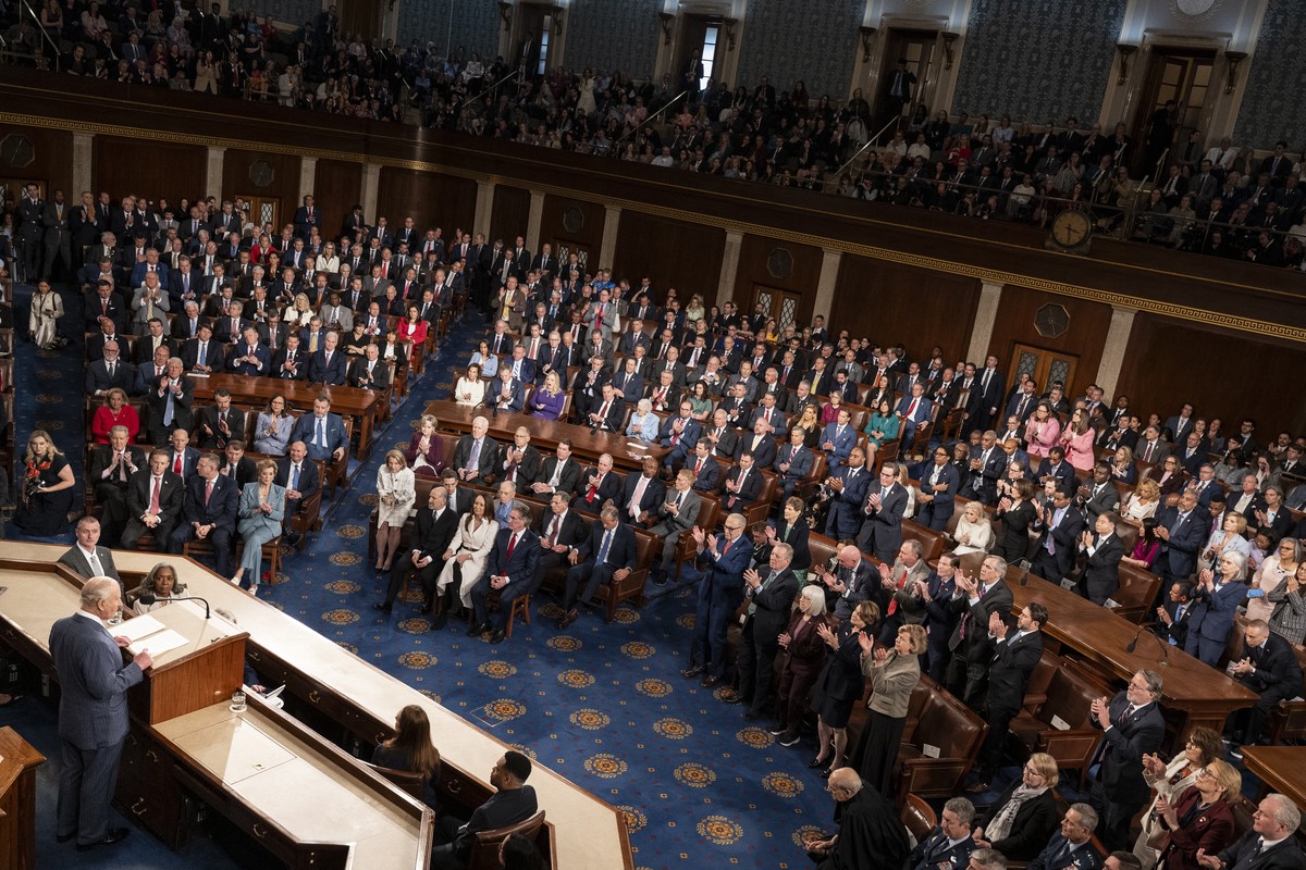 epaselect epa12920394 Britain's King Charles III addresses a joint session of Congress in the US Capitol in Washington, DC, USA, 28 April 2026. King Charles III and Queen Camilla are visiting the ...
