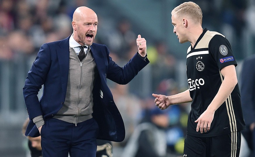 epa07510906 Ajax&#039;s head coach Ten Hag (L) reacts during the UEFA Champions League quarter final, second leg, soccer match between Juventus FC and Ajax Amsterdam in Turin, Italy, 16 April 2019. EP ...