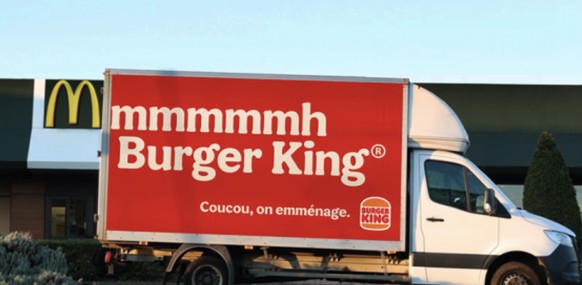 Bei der Eröffnung eines Restaurants in einer französischen Stadt, in der es bisher nur McDonald's gab, geht Burger King mit einer wohl platzierten Provokation im Mai in die Offensive.