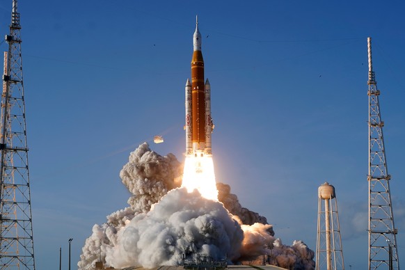 NASA's Artemis II moon rocket lifts off from the Kennedy Space Center's Launch Pad 39-B Wednesday, April 1, 2026, in Cape Canaveral, Fla. (AP Photo/Chris O'Meara)
NASA Artemis Moonshot