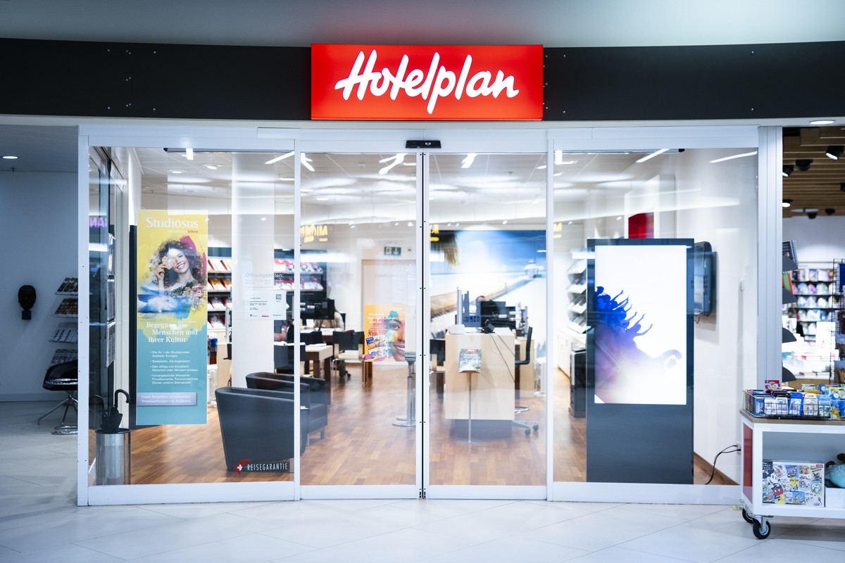 Die Hotelplan Filiale am Limmatplatz, aufgenommen am Freitag, 2. Februar 2024 in Zuerich. Der Detailhandelskonzern Migros sucht neue Besitzer f