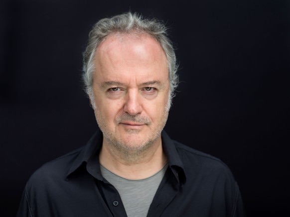 Regisseur Stefan Haupt, portraitiert am 28. August 2020 in Zuerich. (KEYSTONE/Gaetan Bally)