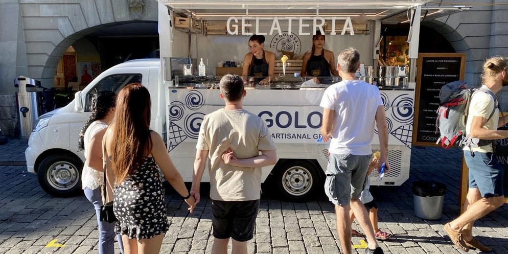 Wegen des schönen Wetters, freute sich die Gelateria La Golosa über zahlreiche Anfragen für ihre Glacéwagen.