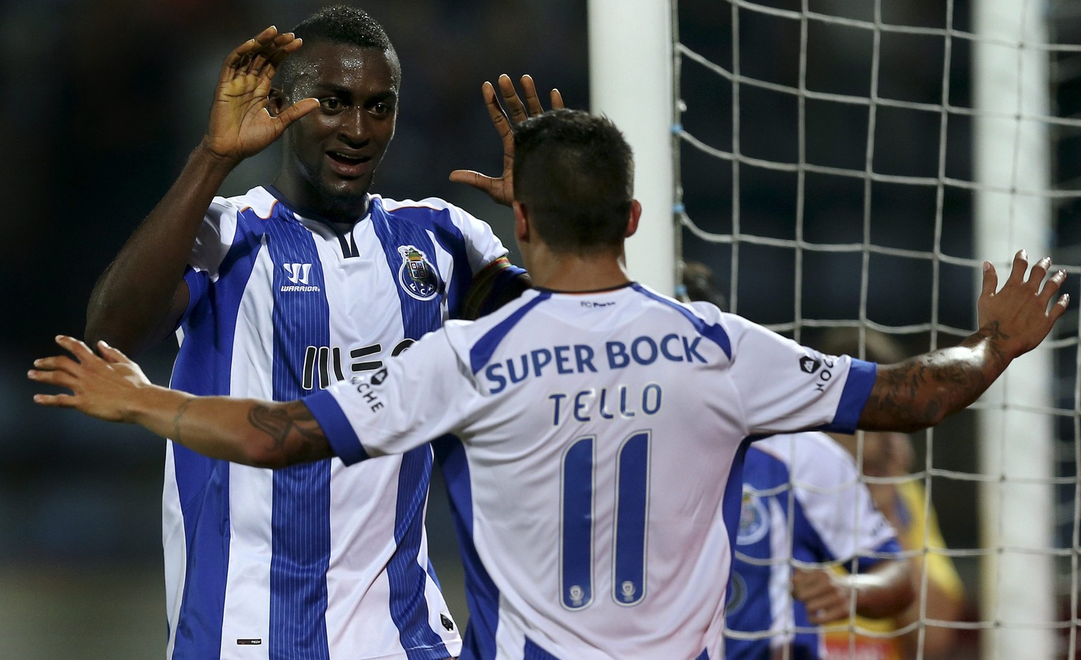 Jackson Martinez jubelt mit Christian Tello: Wie lange bleibt der Superstar noch in Porto?&nbsp;