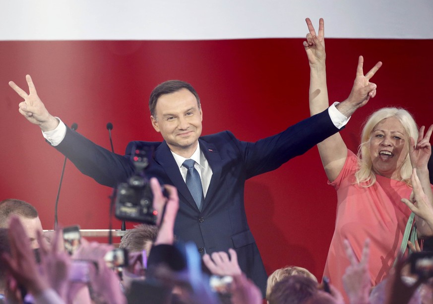 Was verbirgt sich hinter dem scheuen Lächeln von Andrzej Duda?