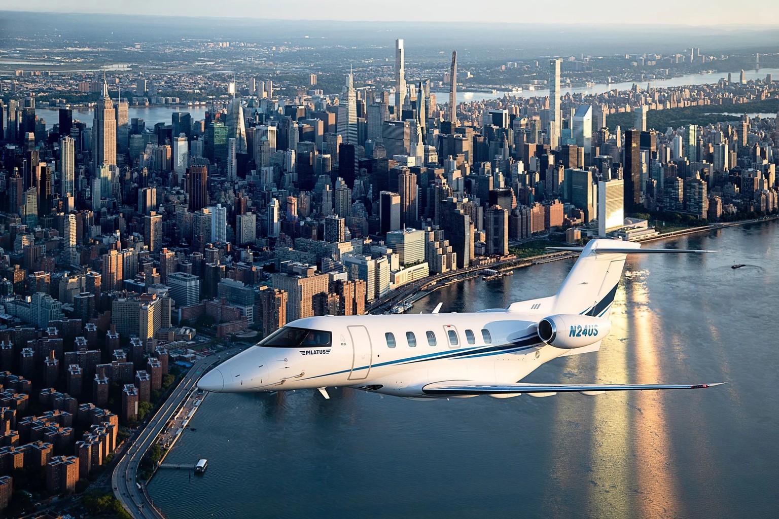 Ein PC-24 von Pilatus in New York.