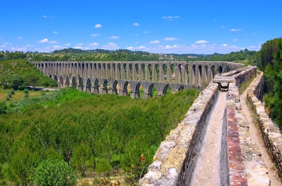 Geheimtipps in Europa Tomar Portugal Aquaduct