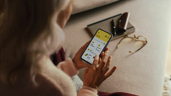 Ab dem 1. April 2026 ermöglicht es die Schweizerische Post allen Privatkundinnen und Privatkunden in der Schweiz, digitale Briefe zu verschicken und zu empfangen.