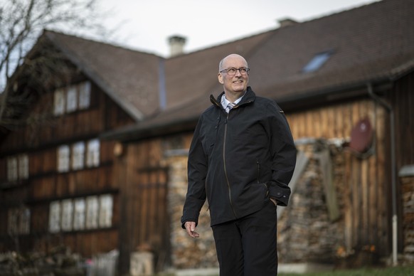 Markus Ritter, Nationalrat Die Mitte und Praesident des Schweizer Bauernverbandes, posiert fuer ein Portrait auf seinem Hof, am Montag, 27. Januar 2025, in Altstaetten. (KEYSTONE/Gian Ehrenzeller)