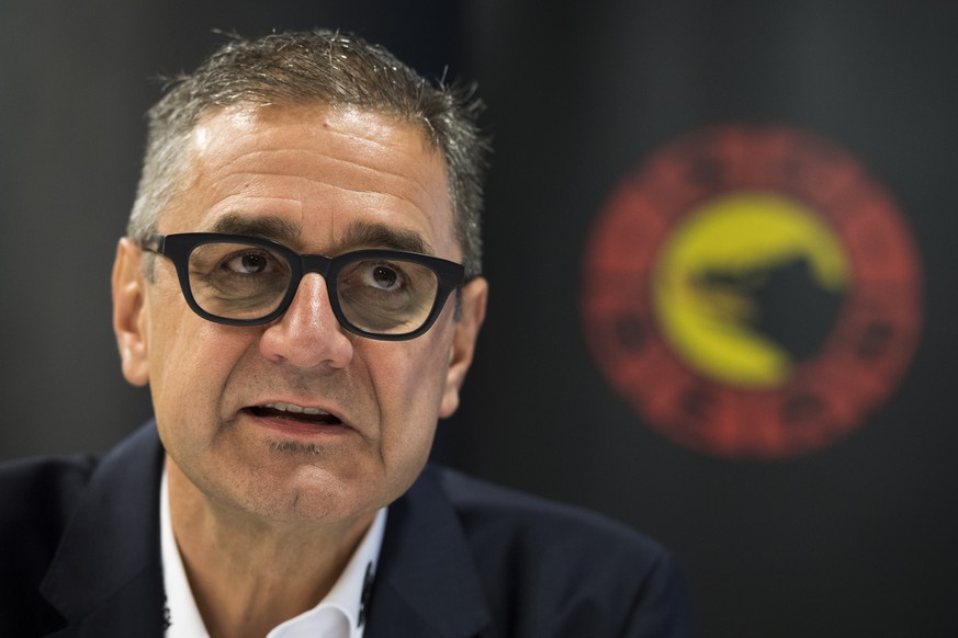 Marc Luethi, CEO des SC Bern, spricht waehrend einer Vorsaison-Medienkonferenz des SC Bern, am Montag, 5. September 2016, in der Postfinance Arena in Bern. (KEYSTONE/Anthony Anex)