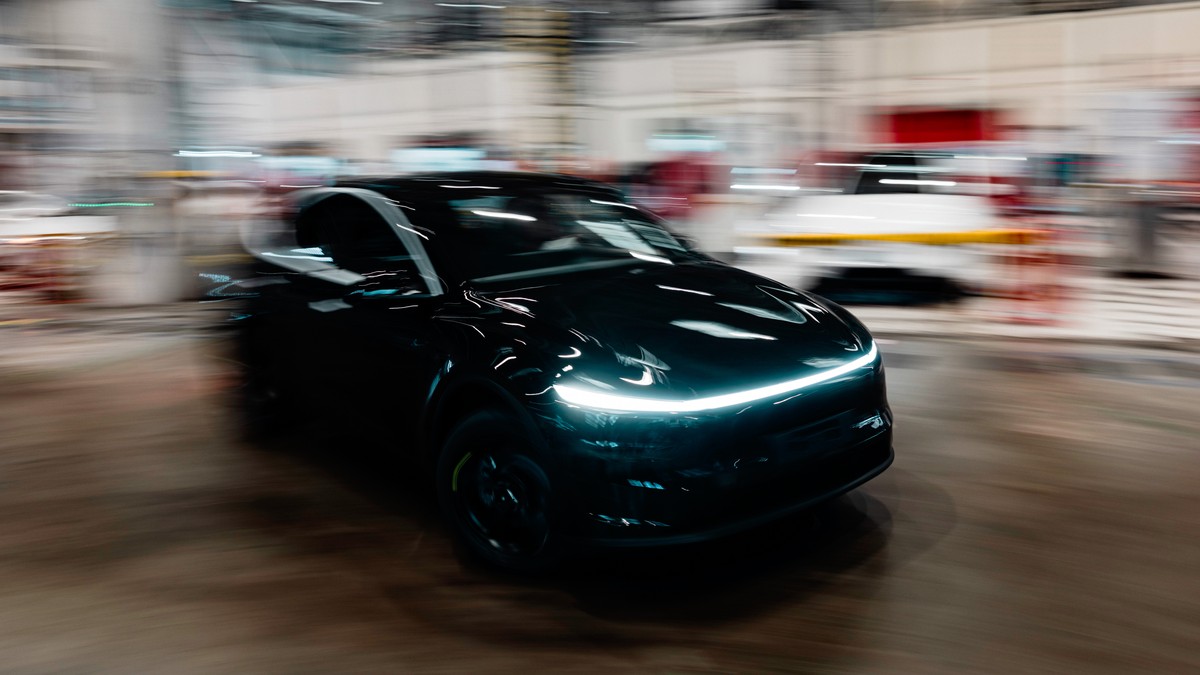 Tesla-Verk-ufer-wird-wegen-Raserei-verurteilt-obwohl-er-auf-dem-Beifahrersitz-sass
