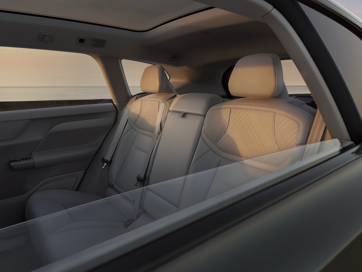 Volvo EX60