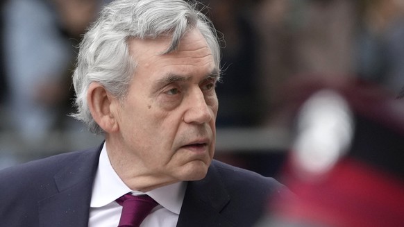 Former British Prime Minister Gordon Brown and wife Sarah arrive for a service of thanksgiving for the reign of Queen Elizabeth II at St Paul&#039;s Cathedral in London, Friday, June 3, 2022 on the se ...