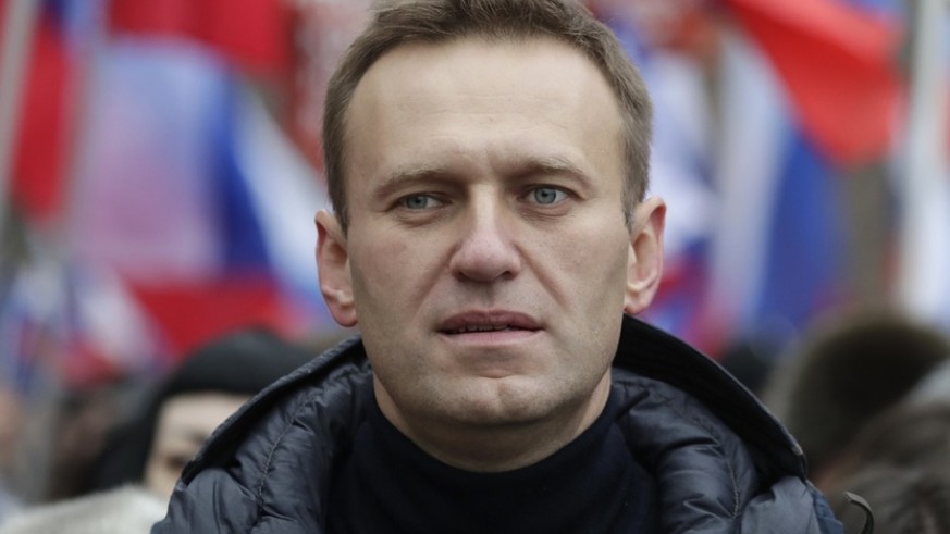 Der russische Oppositionsführer Alexej Nawalny - hier bei einer Demonstration für den erschossenen Oppositionellen Boris Nemzow im Februar - ist erneut festgenommen worden. (Archivbild)