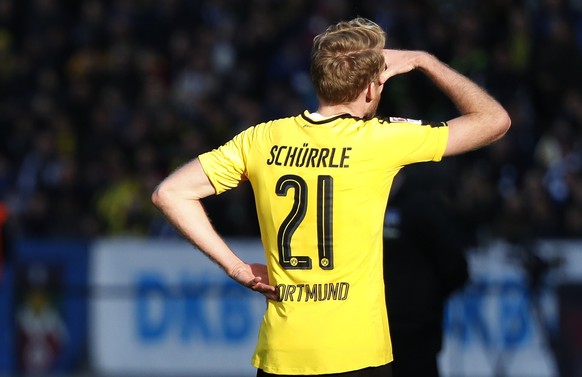 epa05842480 Borussia&#039;s Andre Schuerrle gestures during the German Bundesliga soccer match between Hertha BSC and Borussia Dortmund in Berlin, Germany, 11 March 2017. EPA/FELIPE TRUEBA (EMBARGO CO ...