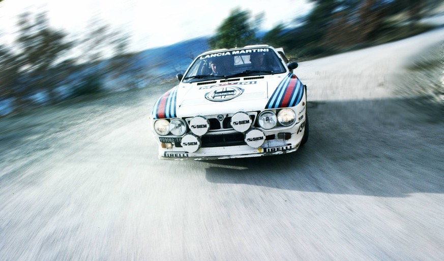 Fahrer-Legende Walter Rˆhrl + Beifahrer-Legende Christian Geistdˆrfer bei einem Training zur Rallye Monte Carlo 1983 im Lancia 037 rallye dem nach Rˆhrls Worten schˆnsten Auto das ich je fuhr (Mittelm ...
