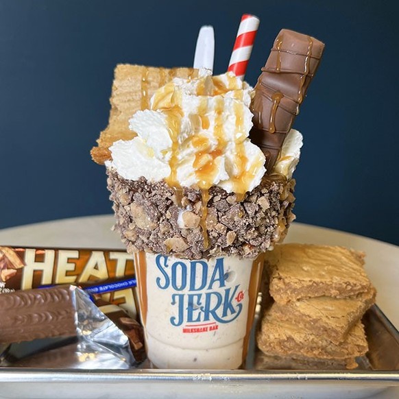 Crazy milkshakes soda jerk phoenix blondie https://sodajerkco.com/menu/