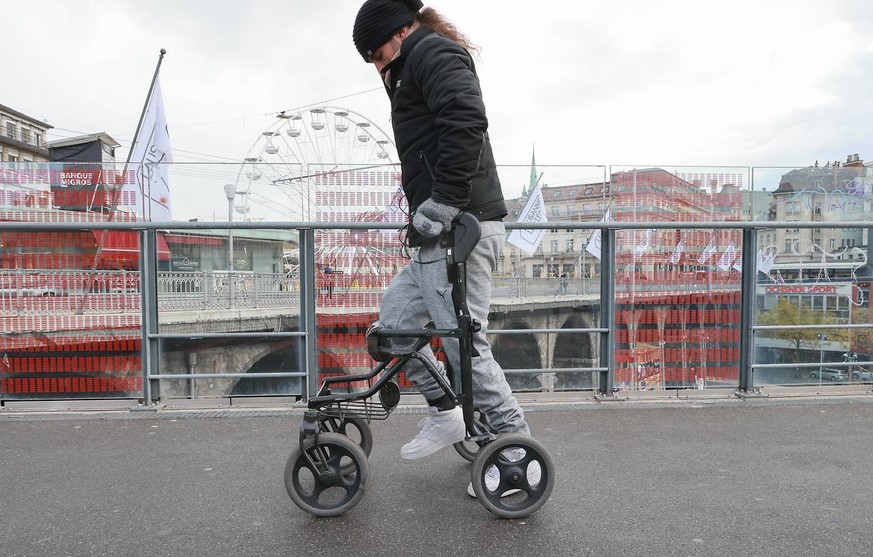 Michel Roccati: Nach monatelangem Training kann er jetzt mit einem Rollator 500 Meter am Stück laufen und Treppen hoch- und heruntersteigen.