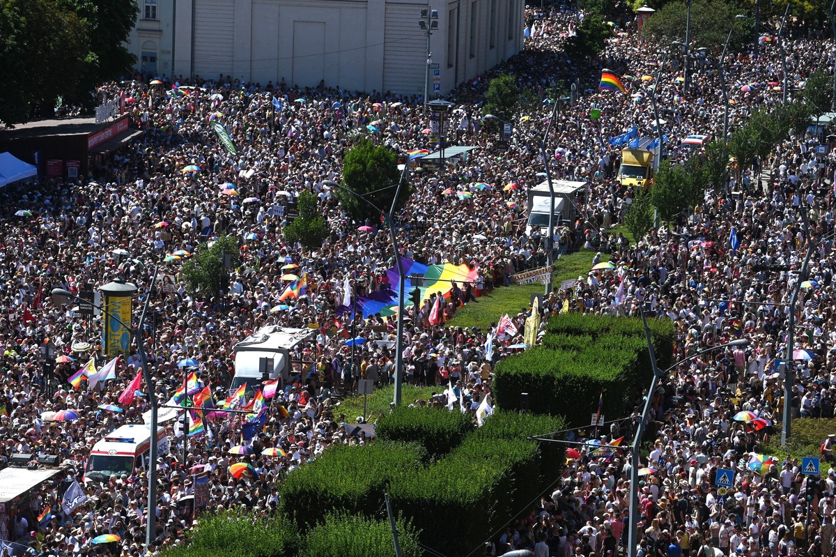 epa12202998 Participants attend the Budapest Pride march in Budapest, Hungary, 28 June 2025. Thousands of people gathered at the Pride march despite a law passed earlier this year banning Pride events ...