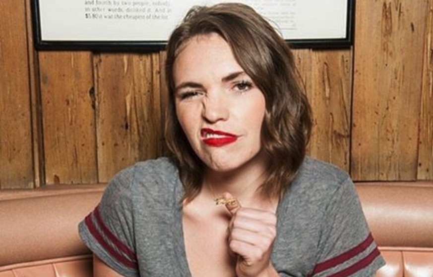 Beth Stelling wie ihre Fans sie kennen: lustig und gut gelaunt.