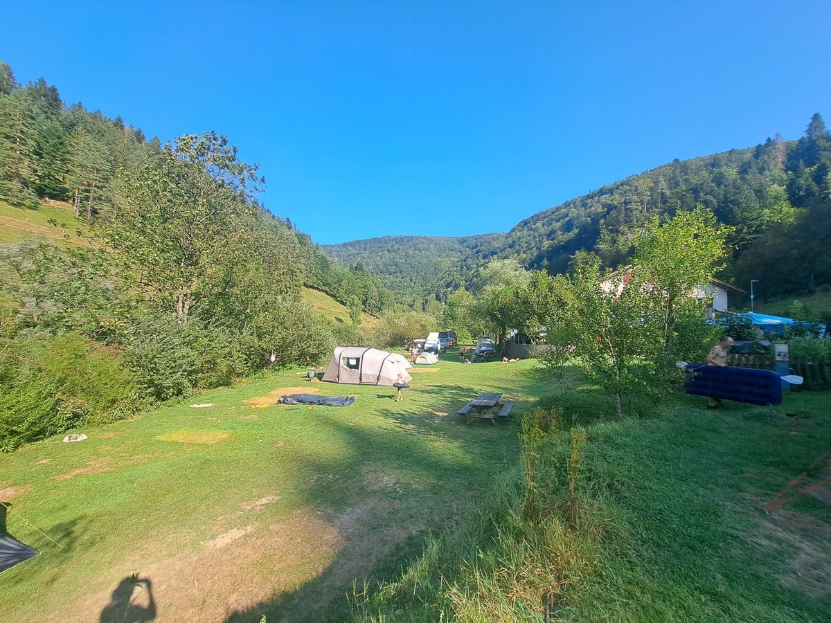 Camping Tariche St-Ursanne Rauszeit Campingplätze