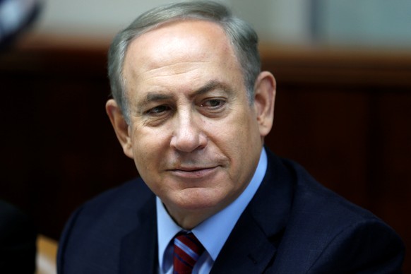 Israeli Prime Minister Benjamin Netanyahu attends the weekly cabinet meeting in Jerusalem December 18, 2016. REUTERS/Amir Cohen