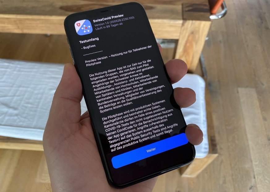 Mit dem ersten kleinen Update für die Testversion der SwissCovid-App kam diese Woche ein Hinweis, der nicht offiziell eingeladene App-User aufschreckte.