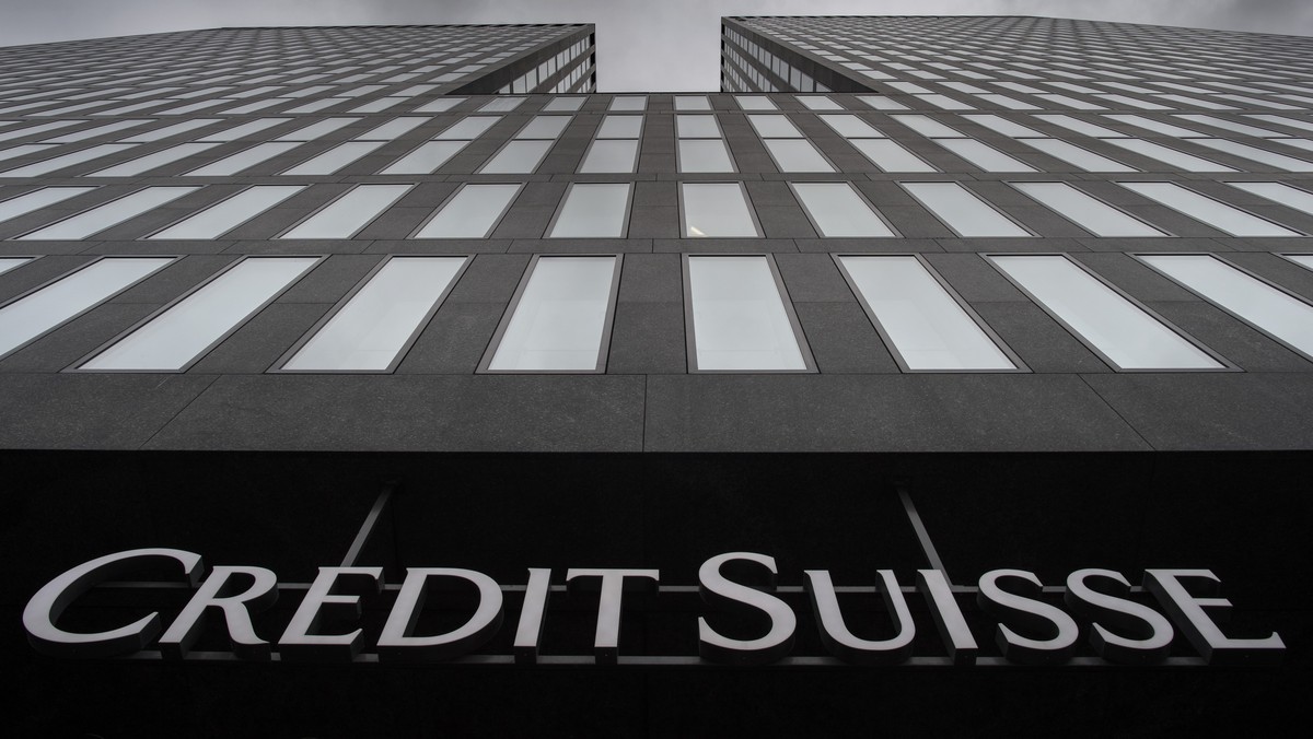 ARCHIV - ZUR BUSSE DER WEKO VON 2,042 MILLIONEN FRANKEN GEGEN DIE CREDIT SUISSE WEGEN ABSPRACHEN IM ZINSDERIVAT-GESCHAEFT, STELLEN WIR IHNEN FOLGENDES BILDMATERIAL ZUR VERFUEGUNG - Das Credit Suisse G ...