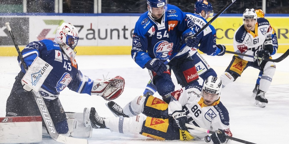 ZSC Lions gegen den EV Zug — solche Spiele lassen das Hockey-Herz höher schlagen.