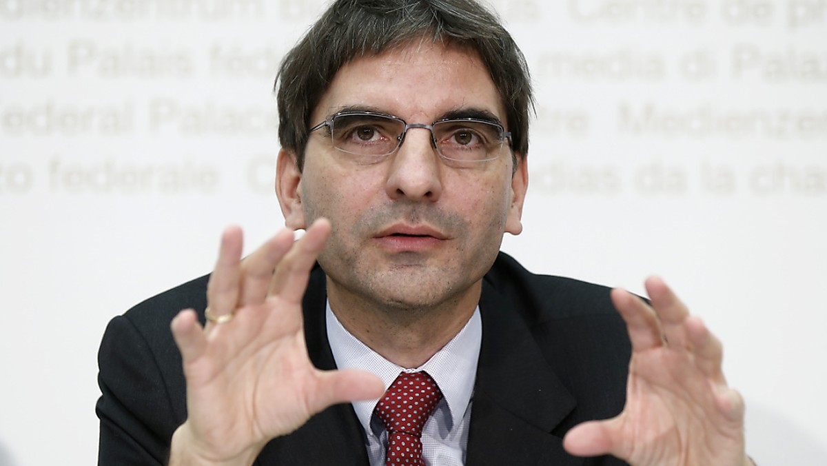 Aymo Brunetti, Volkswirtschaftsprofessor an der Universität Bern, befürchtet, dass der wirtschaftliche Einbruch wegen der Coronakrise wesentlich ausgeprägter sein wird als damals bei der Finanzkrise.  ...